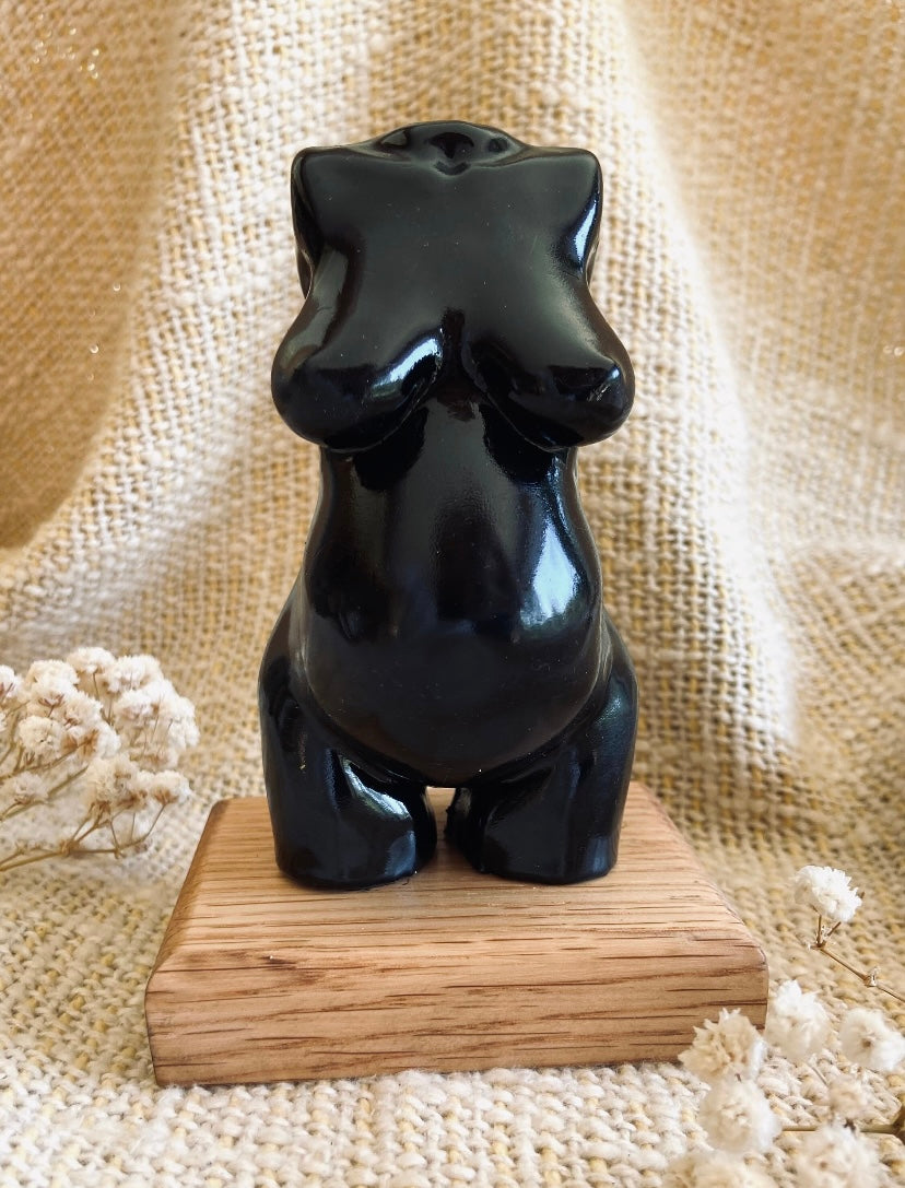 Pregnant goddess statue - For The Mama Collective