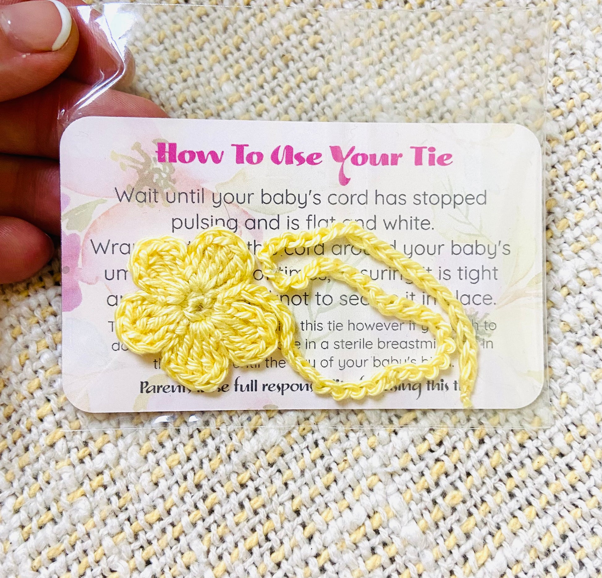 Crochet umbilical cord tie - For The Mama Collective