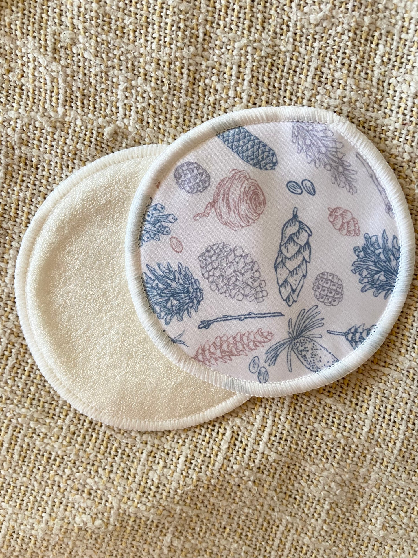 ‘The Boobie Box’ (breastfeeding support) - For The Mama Collective